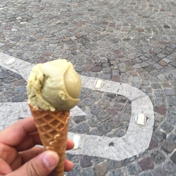 Scaramouche - Pistachio - Ice Cream & Frozen Yogurt Near Me - Paris, 75 Scaramouche - Pistachio - Ice Cream & Frozen Yogurt Near Me - Paris, 75