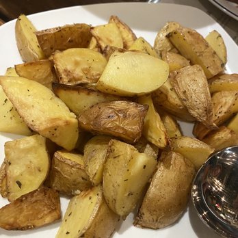 Finch - Roasted potatoes - American Near Me - Wildomar, California Finch - Roasted potatoes - American Near Me - Wildomar, California