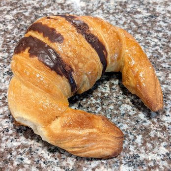 Migaplaya - MigaPlaya 05/30/21: Chocolate Croissant - Breakfast & Brunch Near Me - Playa del Carmen, ROO
