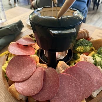 Bonnie's Bread & Butter - Cheese fondue - Fondue Near Me - Chandler, Arizona