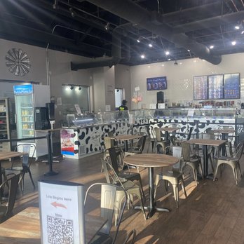 The Yard Milkshake Bar - It wasn't very busy as we visited on Easter Sunday - Ice Cream & Frozen Yogurt Near Me - Phoenix, Arizona The Yard Milkshake Bar - It wasn't very busy as we visited on Easter Sunday - Ice Cream & Frozen Yogurt Near Me - Phoenix, Arizona