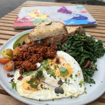 Blueys Kitchen - Blueys Breakfast - Cafes Near Me - Santa Monica, California