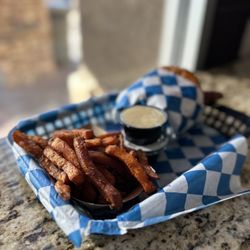 5th Street Burger & Fries - Sweet potato fries