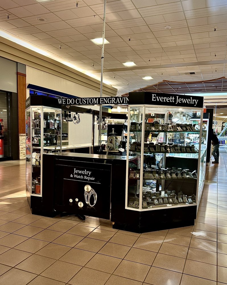 EVERETT JEWELRY Updated August 2024 1402 SE Everett Mall Way