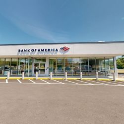 Bank of America Financial Center - Storefront