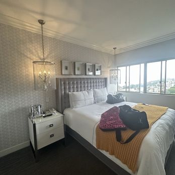 Huntley - Clean, cute rooms - Hotels Near Me - Santa Monica, California Huntley - Clean, cute rooms - Hotels Near Me - Santa Monica, California