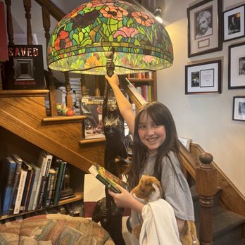 Landmark Booksellers - Great reading spot - Bookstores Near Me - Franklin, Tennessee Landmark Booksellers - Great reading spot - Bookstores Near Me - Franklin, Tennessee