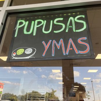 Panaderia La Reina Imperial - Patisserie/Cake Shop Near Me - Plano, Texas