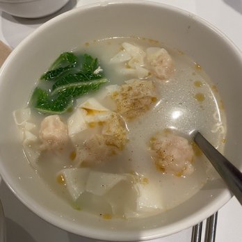 Marathon Cafe - Shrimp wonton soup - Bakeries Near Me - Richmond Hill, Ontario