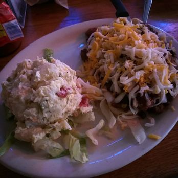 Texas Chili Parlor - Chili dog and potato salad - American Near Me - Austin, Texas