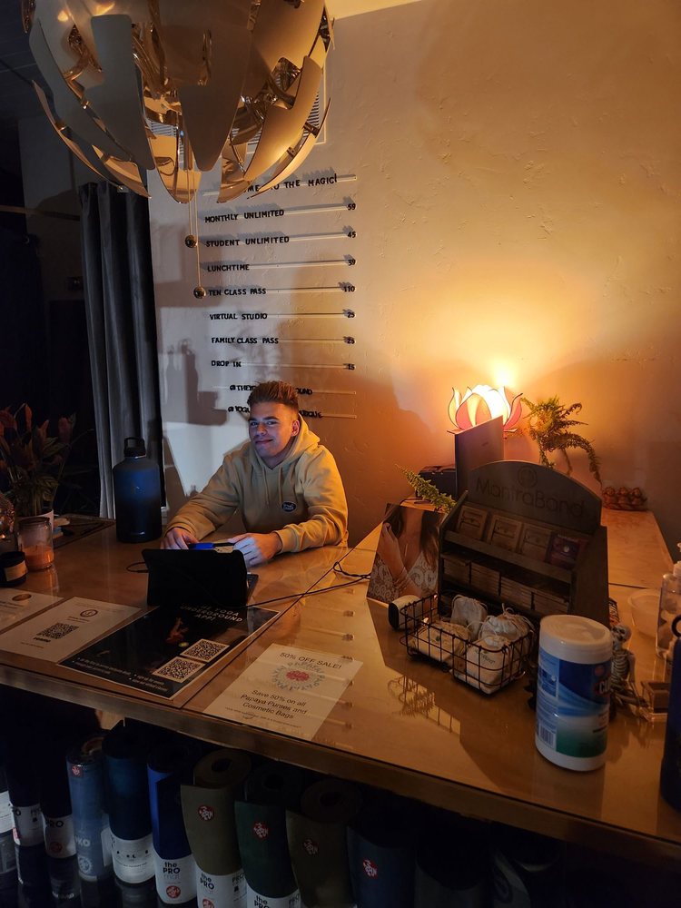 Social spots from The Yoga Underground