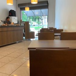 Di Europa Café - Local agradável, atendimento excelente. Todos os pedidos são muito bons!
