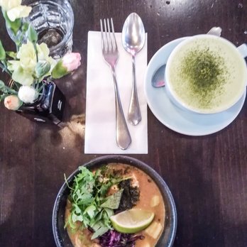 roots - Miso bowl and match latte - Vegan Near Me - Zürich, ZH