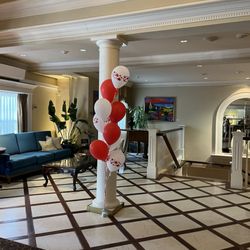 Queen's Landing - Lobby