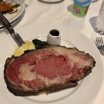 Pates Restaurant - Prime rib - Seafood Near Me - Chatham, Massachusetts