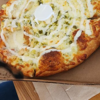 DisBatch Brewing - Pickle pizza - Breweries Near Me - Macedon, New York
