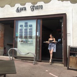 Santa Gusto - Indgang :)