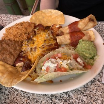 Chuy's - #1 Comida Deluxe - Tex-Mex Near Me - Springfield, Virginia