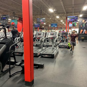 UFC GYM Kendall - Gyms Near Me - Miami, Florida UFC GYM Kendall - Gyms Near Me - Miami, Florida