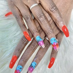 Lady Nails
