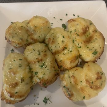 Webb Custom Kitchen - Cheesy Bread - New American Near Me - Gastonia, North Carolina Webb Custom Kitchen - Cheesy Bread - New American Near Me - Gastonia, North Carolina
