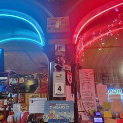 Don's Bar