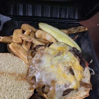 Texas Roadhouse - Smokehouse burger minus the mushrooms and red onion w/ steak fries - American Near Me - Taylor, Michigan Texas Roadhouse - Smokehouse burger minus the mushrooms and red onion w/ steak fries - American Near Me - Taylor, Michigan