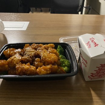 China Restaurant - Crispy Sesame Chicken with fried rice (dinner portion) - Chinese Near Me - Alpharetta, Georgia China Restaurant - Crispy Sesame Chicken with fried rice (dinner portion) - Chinese Near Me - Alpharetta, Georgia