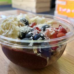 Acai bowl