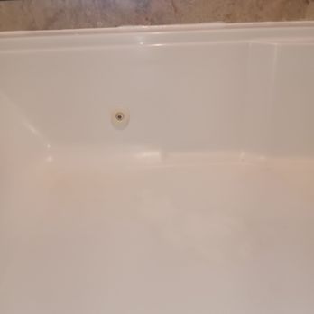 Sandos Playacar - Stains in the jacuzzi I didn't even want to go in - Hotels Near Me - Playacar, ROO