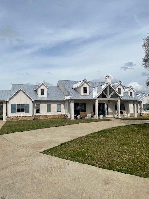 Slide of Precision Seamless Gutters 