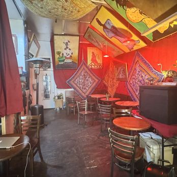 Muddy Waters Coffee House - Back area - Coffee & Tea Near Me - San Francisco, California Muddy Waters Coffee House - Back area - Coffee & Tea Near Me - San Francisco, California