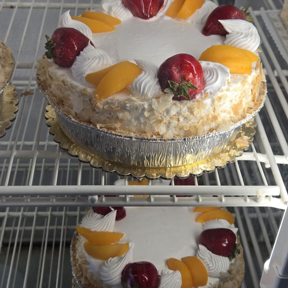La Paz Bakery - Tres Leche cake $28.00 - Bakeries Near Me - Canoga Park, California La Paz Bakery - Tres Leche cake $28.00 - Bakeries Near Me - Canoga Park, California