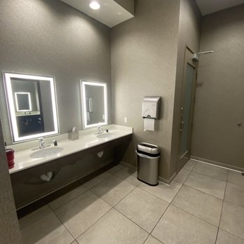 Hilton Garden Inn Mobile Downtown - Mens bathroom - Hotels Near Me - Mobile, Alabama Hilton Garden Inn Mobile Downtown - Mens bathroom - Hotels Near Me - Mobile, Alabama