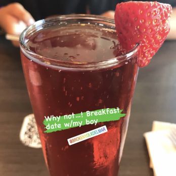 Broken Yolk Cafe - Breakfast & Brunch Near Me - Del Mar, California Broken Yolk Cafe - Breakfast & Brunch Near Me - Del Mar, California