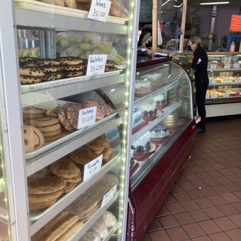 Marilus Bakery - The inside - Bakeries Near Me - Long Beach, California Marilus Bakery - The inside - Bakeries Near Me - Long Beach, California