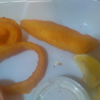 Kelli's Cafe - a plate of food with onion rings and ketchup - Cafes Near Me - Portland, Oregon