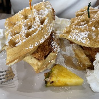 @ The Diner - Chicken & Waffles - Breakfast & Brunch Near Me - Orlando, Florida