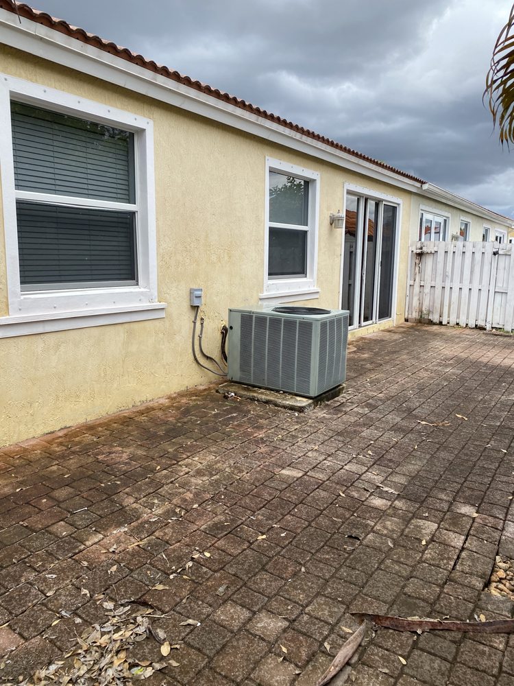 Slide of Leon’s Power Washing