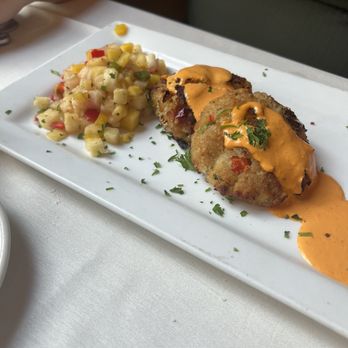 Abigail's Grille and Wine Bar - Jumbo Lump Crab Cake - American Near Me - Simsbury, Connecticut