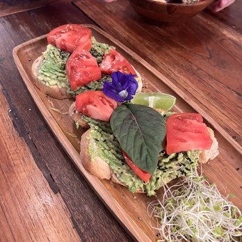 Aa Roots Maui - Avocado toast - Vegan Near Me - Lahaina, Hawaii Aa Roots Maui - Avocado toast - Vegan Near Me - Lahaina, Hawaii