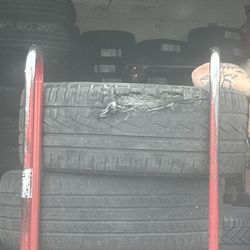 Azteca Tires Plus - This was my tire