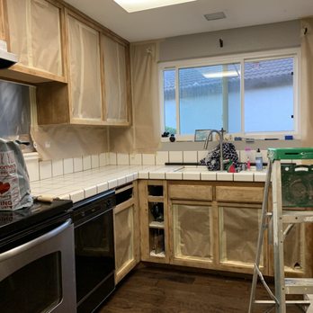 The Grout Doctor - Concord - Countertop before - Home Cleaning Near Me