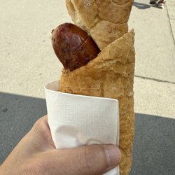 Würstelstand am Hohen Markt - Like a weiner.. in a toasted blanket.. filled with cheese
