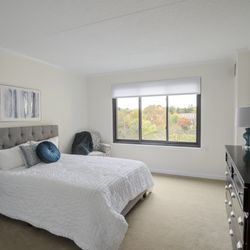Wesley Enhanced Living - Doylestown - Apartment Bedroom