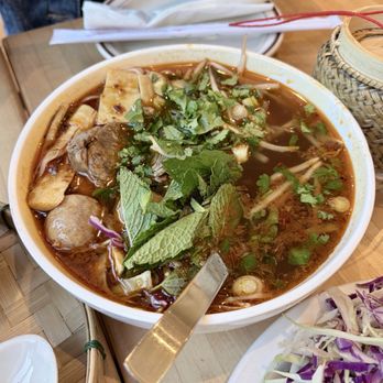 Lao Der - Vermicelli noodle soup call " khaopoon nam seen" - Laotian Near Me - Chicago, Illinois Lao Der - Vermicelli noodle soup call " khaopoon nam seen" - Laotian Near Me - Chicago, Illinois