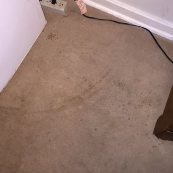 Fairchild House - Stains on the carpet. - Hotels Near Me - New Orleans, Louisiana
