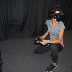 Adventure VR - Don't miss any clue. Look around you!