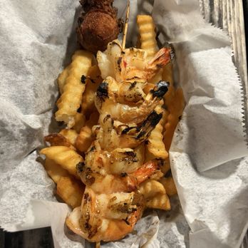 Dewey Destin Seafood - Grilled shrimp - Seafood Near Me - Destin, Florida