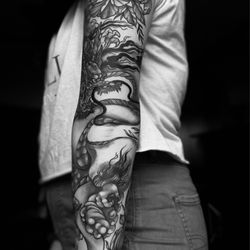 The Collective Tattoo Gallery - Tattoo sleeve, B&W tattoo